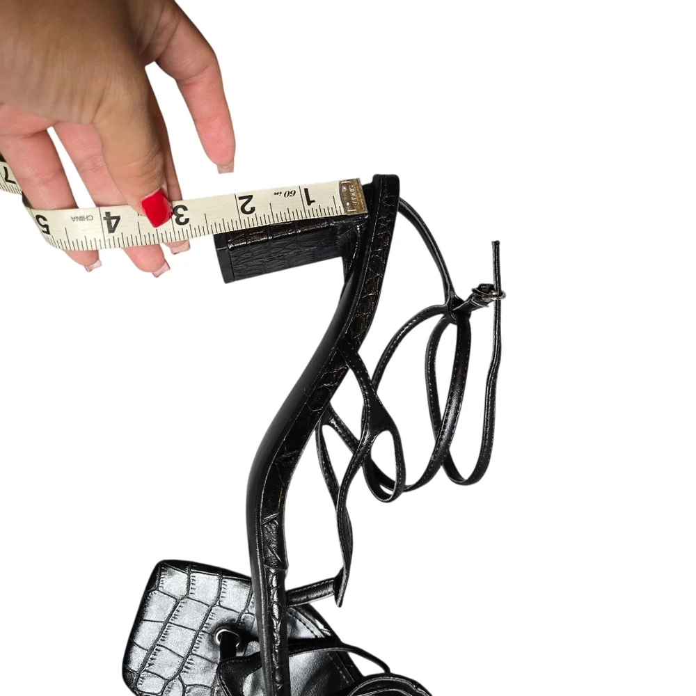 Guess‎ Gwallon Black Strappy Sandals